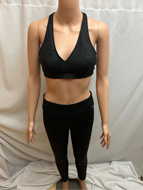 Lici Fit Other - V-Neck Black Low-Impact Sports Bra